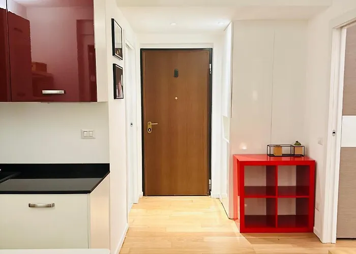 Xenia - Cozy Two-room In Station Apartament Mediolan